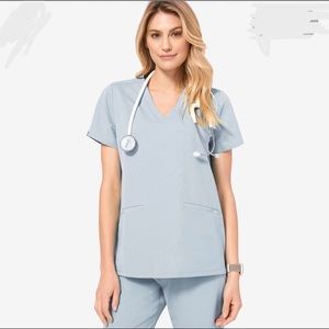 FIGS Three Pocket Casma Top in Dusty Blue